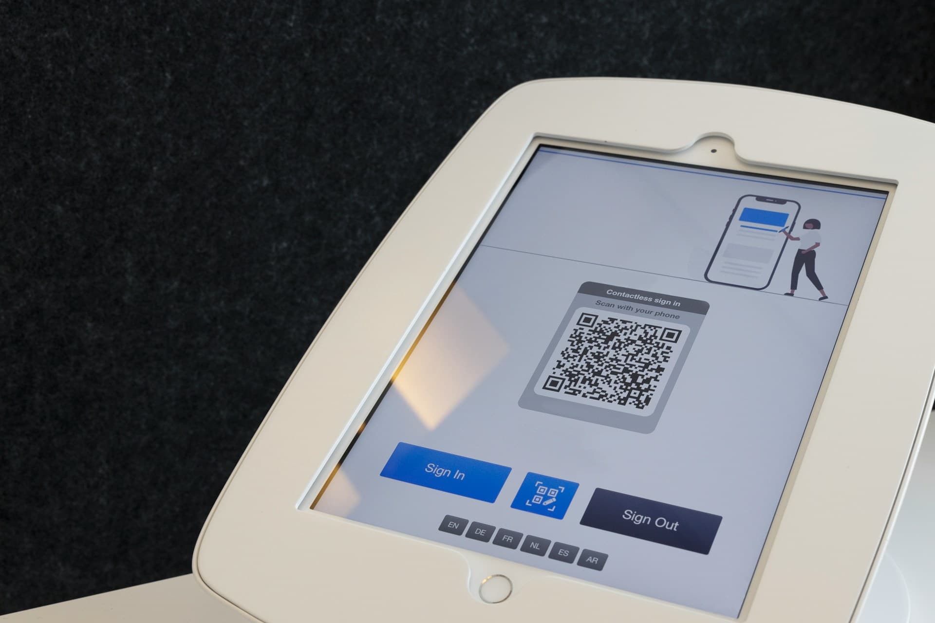 Omnichannel Retail Auth Blog Thumbnail
